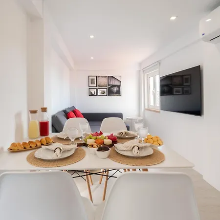 Host Wise - Charming House With Ocean View 나자레