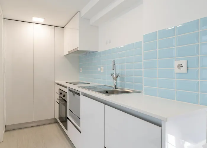 Host Wise - Charming House With Ocean View Tatil Evi *