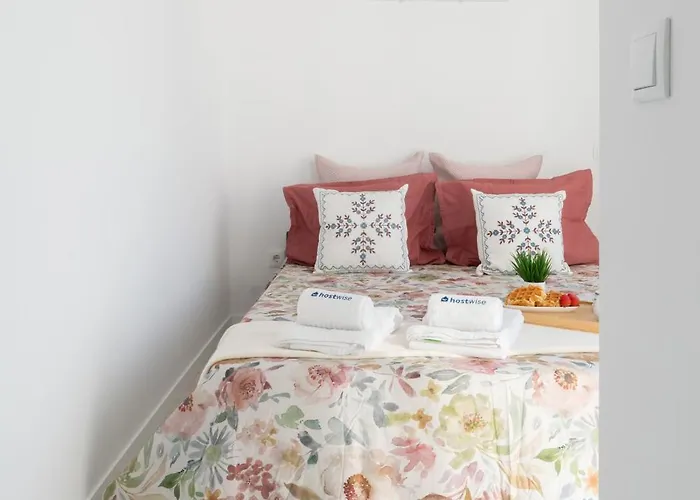 Host Wise - Charming House With Ocean View Tatil Evi Nazaré