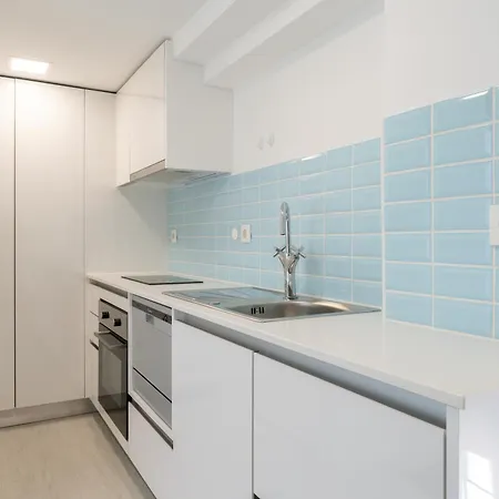 Host Wise - Charming House With Ocean View Hébergement de vacances *