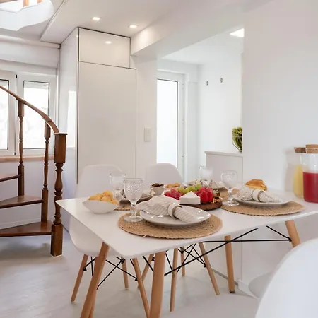 Host Wise - Charming House With Ocean View Hébergement de vacances *